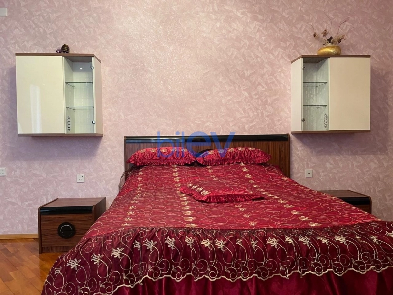 Aylıq Kirayə 4 otaqlı Yeni Tikili bina evi  168m², Bakı