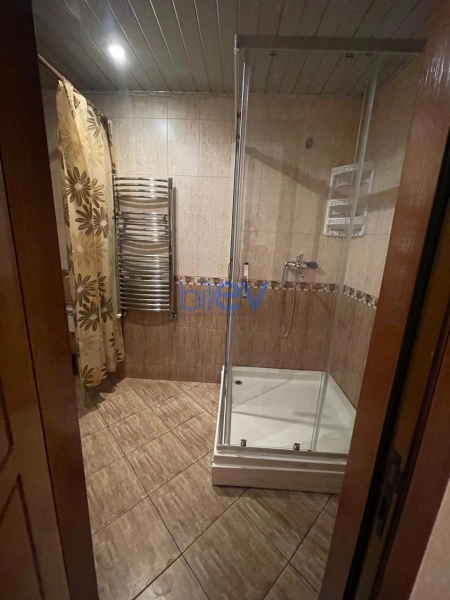 Aylıq Kirayə 4 otaqlı Yeni Tikili bina evi  168m², Bakı