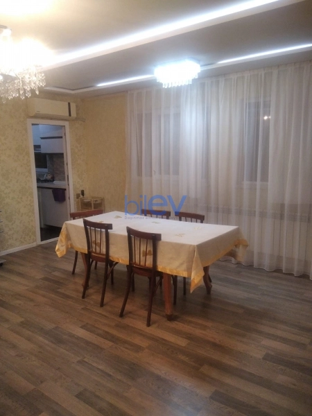 Aylıq Kirayə 3 otaqlı Köhnə Tikili bina evi  65m², Bakı