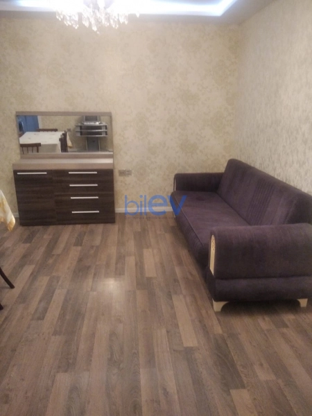 Aylıq Kirayə 3 otaqlı Köhnə Tikili bina evi  65m², Bakı