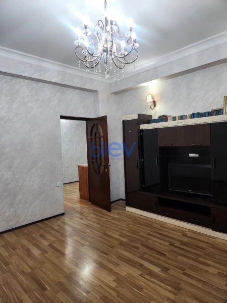Aylıq Kirayə 2 otaqlı Yeni Tikili bina evi  65m², Bakı
