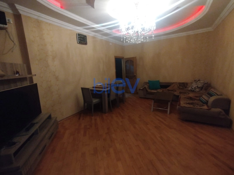 Aylıq Kirayə 3 otaqlı Yeni Tikili bina evi  120m², Bakı