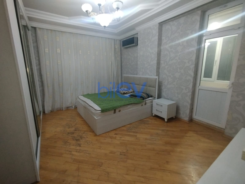 Aylıq Kirayə 3 otaqlı Yeni Tikili bina evi  120m², Bakı