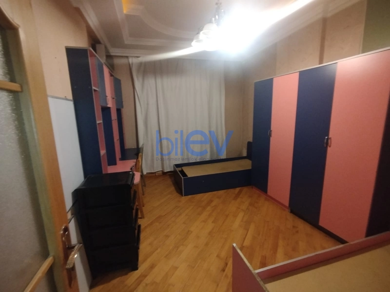 Aylıq Kirayə 3 otaqlı Yeni Tikili bina evi  120m², Bakı