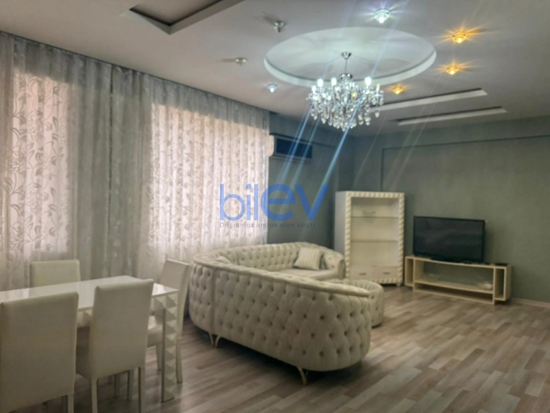 Aylıq Kirayə 3 otaqlı Yeni Tikili bina evi  150m², Bakı