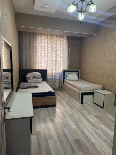 Aylıq Kirayə 3 otaqlı Yeni Tikili bina evi  150m², Bakı