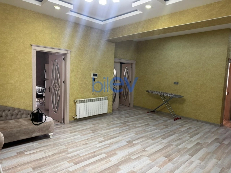 Aylıq Kirayə 3 otaqlı Yeni Tikili bina evi  150m², Bakı