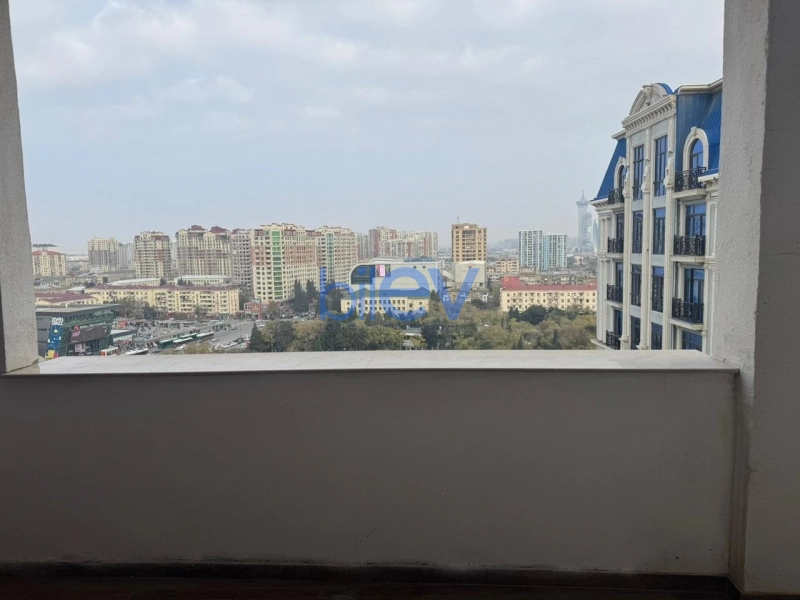 Aylıq Kirayə 3 otaqlı Yeni Tikili bina evi  150m², Bakı