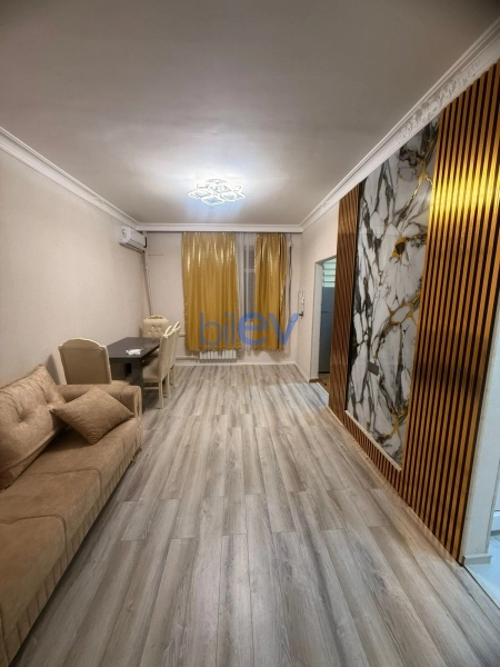 Aylıq Kirayə 2 otaqlı Köhnə Tikili bina evi  62m², Bakı