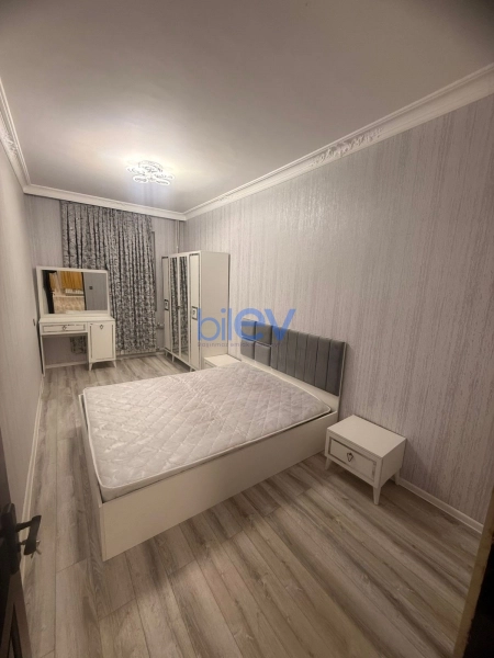 Aylıq Kirayə 2 otaqlı Köhnə Tikili bina evi  62m², Bakı