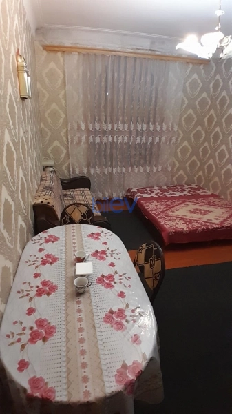 Aylıq Kirayə 1 otaqlı Köhnə Tikili bina evi  30m², Bakı