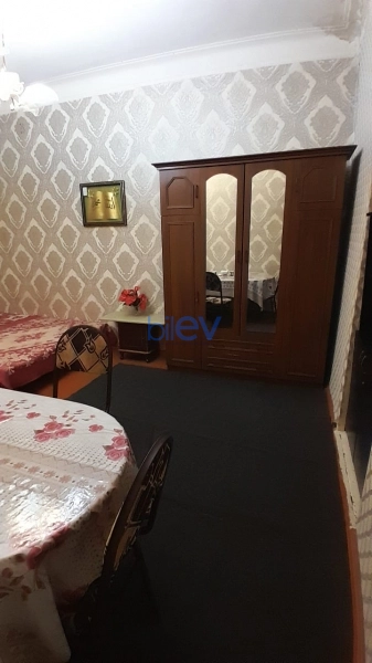 Aylıq Kirayə 1 otaqlı Köhnə Tikili bina evi  30m², Bakı