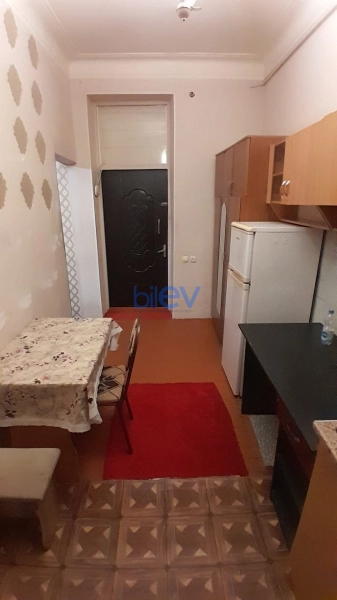 Aylıq Kirayə 1 otaqlı Köhnə Tikili bina evi  30m², Bakı