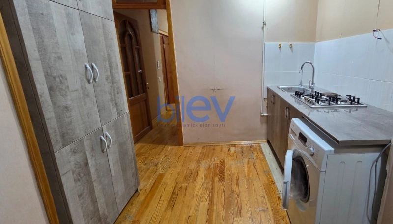 Aylıq Kirayə 2 otaqlı Köhnə Tikili bina evi  65m², Bakı