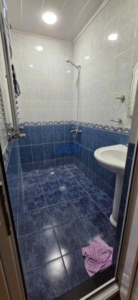 Aylıq Kirayə 2 otaqlı Köhnə Tikili bina evi  65m², Bakı