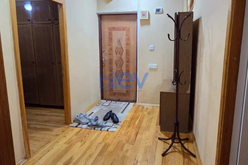 Aylıq Kirayə 2 otaqlı Köhnə Tikili bina evi  65m², Bakı