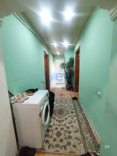 Satış 4 otaqlı Köhnə Tikili bina evi  67m², Sumqayıt