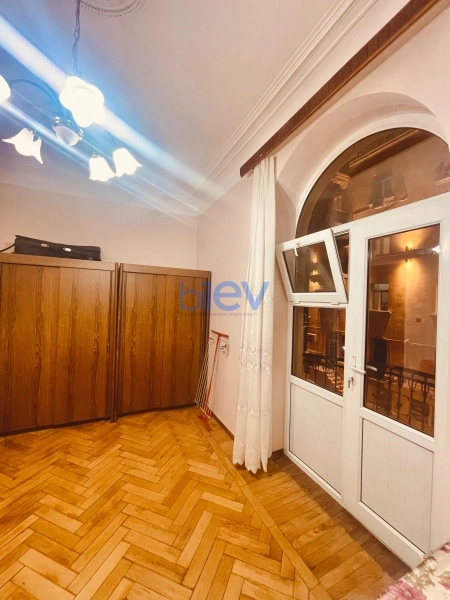 Aylıq Kirayə 2 otaqlı Köhnə Tikili bina evi  60m², Bakı
