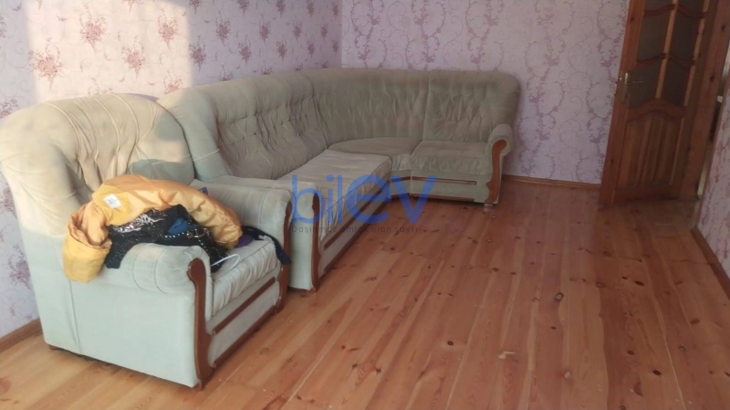 Aylıq Kirayə 3 otaqlı Köhnə Tikili bina evi  61m², Bakı