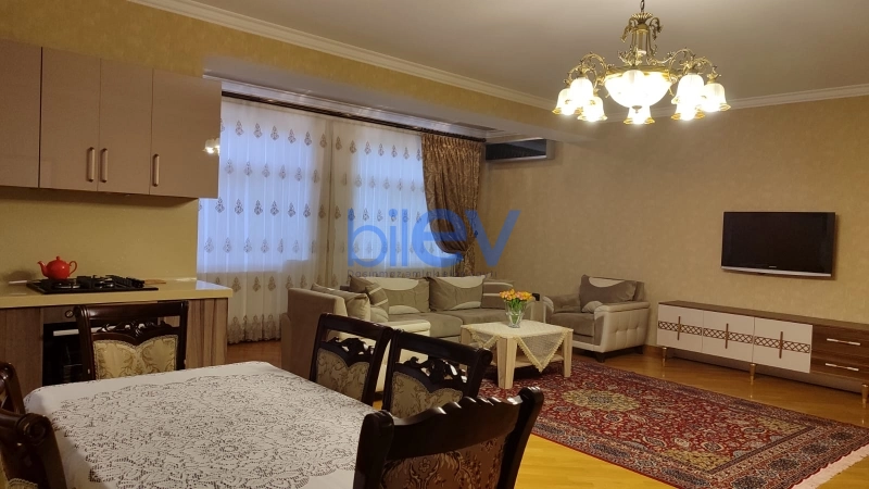 Aylıq Kirayə 2 otaqlı Yeni Tikili bina evi  115m², Bakı
