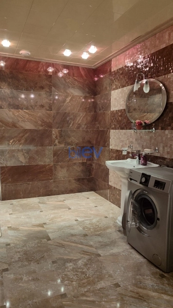 Aylıq Kirayə 2 otaqlı Yeni Tikili bina evi  115m², Bakı