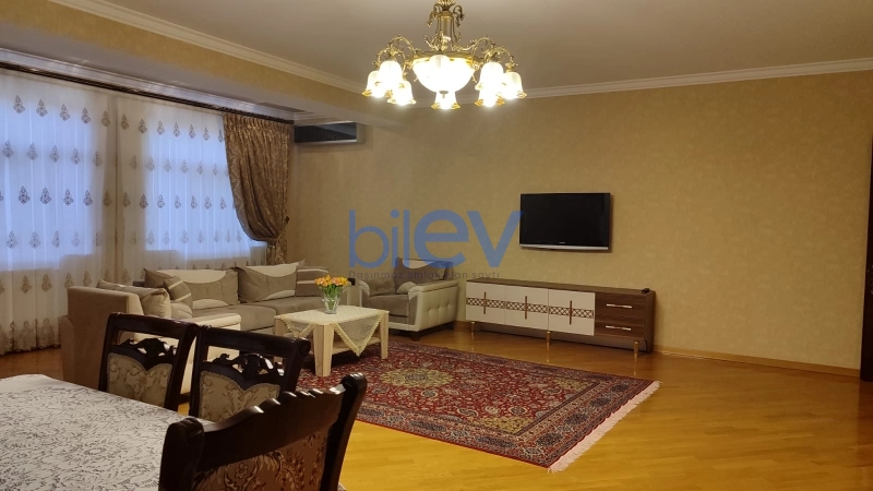 Aylıq Kirayə 2 otaqlı Yeni Tikili bina evi  115m², Bakı
