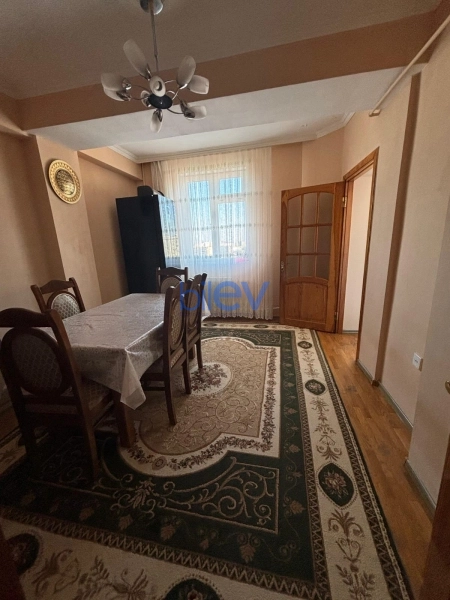 Satış 2 otaqlı Yeni Tikili bina evi  81m², Bakı