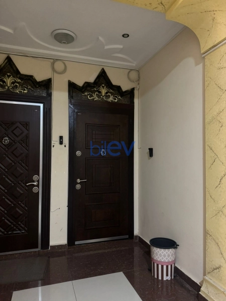 Aylıq Kirayə 3 otaqlı Yeni Tikili bina evi  150m², Bakı
