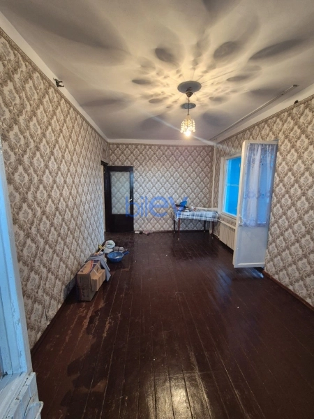 Satış 1 otaqlı Köhnə Tikili bina evi  42m², Bakı