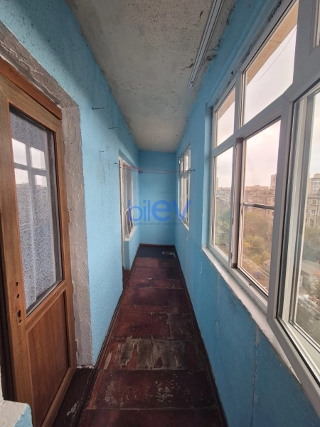 Satış 1 otaqlı Köhnə Tikili bina evi  42m², Bakı