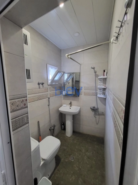 Aylıq Kirayə 2 otaqlı Köhnə Tikili bina evi  62m², Bakı