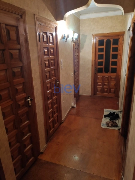 Aylıq Kirayə 2 otaqlı Köhnə Tikili bina evi  50m², Bakı
