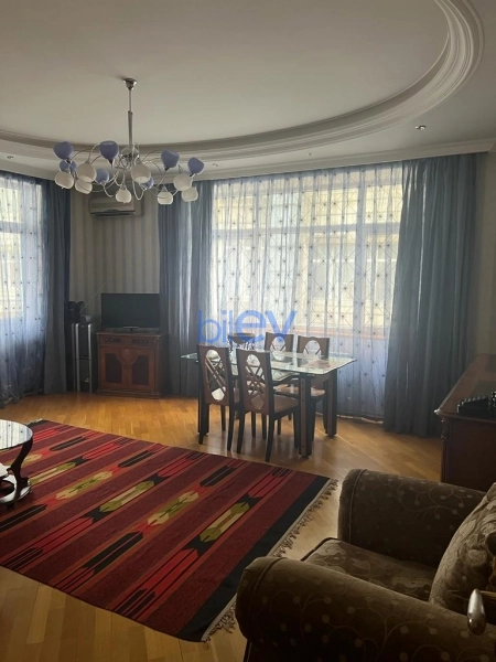 Aylıq Kirayə 2 otaqlı Yeni Tikili bina evi  100m², Bakı