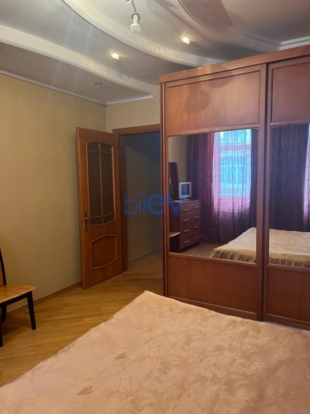 Aylıq Kirayə 2 otaqlı Yeni Tikili bina evi  100m², Bakı