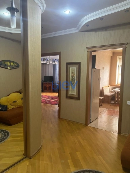 Aylıq Kirayə 2 otaqlı Yeni Tikili bina evi  100m², Bakı