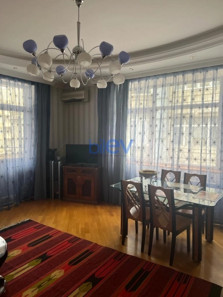 Aylıq Kirayə 2 otaqlı Yeni Tikili bina evi  100m², Bakı