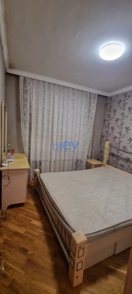 Aylıq Kirayə 2 otaqlı Köhnə Tikili bina evi  55m², Bakı