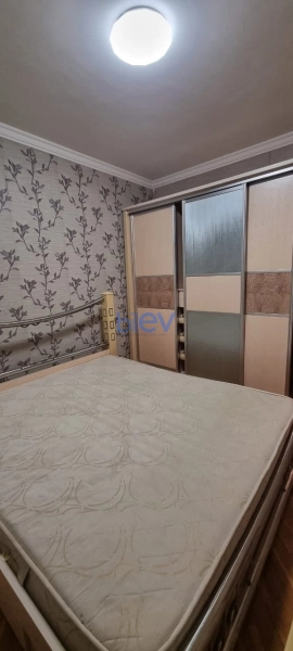 Aylıq Kirayə 2 otaqlı Köhnə Tikili bina evi  55m², Bakı