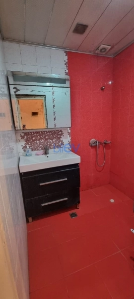 Aylıq Kirayə 2 otaqlı Köhnə Tikili bina evi  55m², Bakı