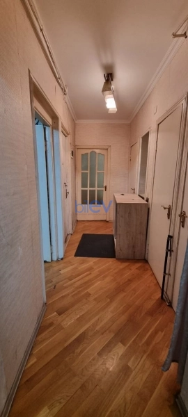 Aylıq Kirayə 2 otaqlı Köhnə Tikili bina evi  55m², Bakı