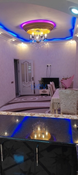 Satış 3 otaqlı Köhnə Tikili bina evi  86m², Xırdalan