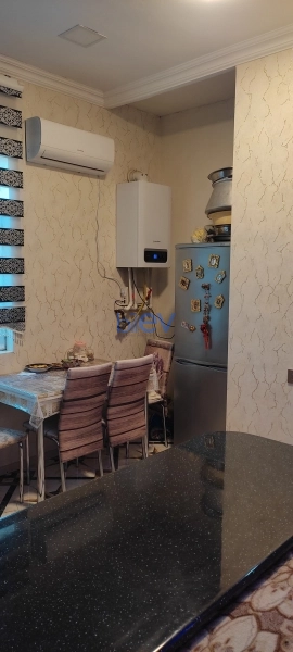 Satış 3 otaqlı Köhnə Tikili bina evi  86m², Xırdalan