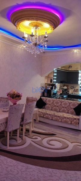 Satış 3 otaqlı Köhnə Tikili bina evi  86m², Xırdalan