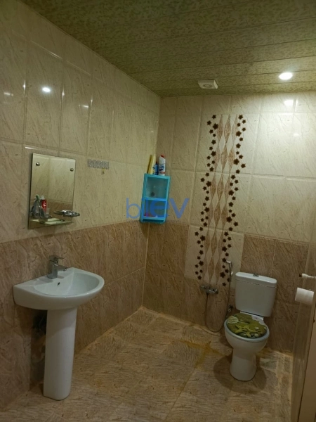 Aylıq Kirayə 1 otaqlı Yeni Tikili bina evi  83m², Bakı