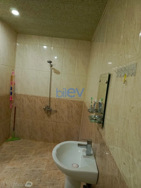 Aylıq Kirayə 1 otaqlı Yeni Tikili bina evi  83m², Bakı
