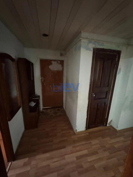 Satış 3 otaqlı Köhnə Tikili bina evi  63m², Bakı