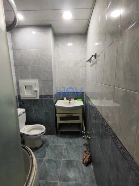 Aylıq Kirayə 2 otaqlı Köhnə Tikili bina evi  55m², Bakı