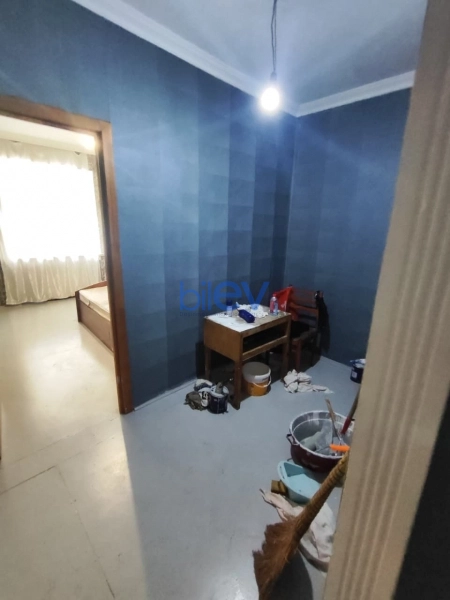 Aylıq Kirayə 2 otaqlı Köhnə Tikili bina evi  55m², Bakı