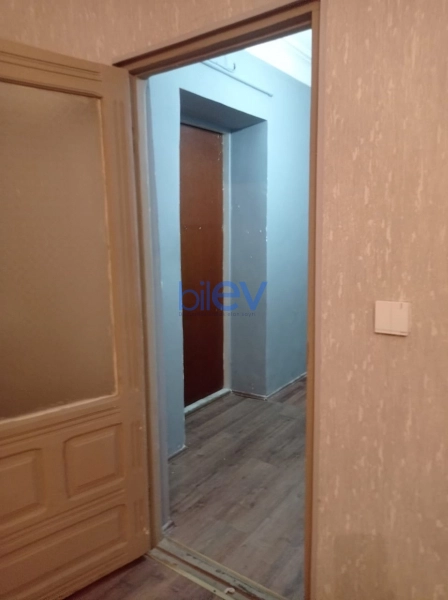 Aylıq Kirayə 2 otaqlı Köhnə Tikili bina evi  60m², Bakı