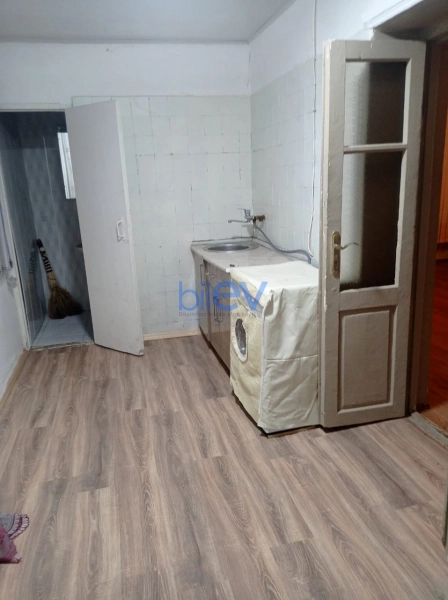 Aylıq Kirayə 2 otaqlı Köhnə Tikili bina evi  60m², Bakı